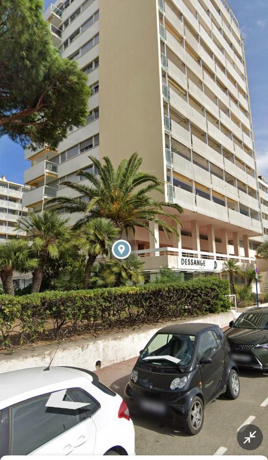 Centre Palais De La 100m Port Et 300m Sainte-Maxime